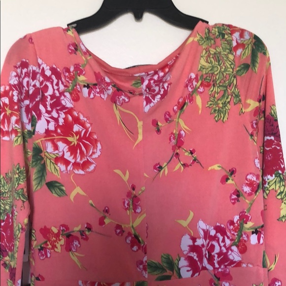 One piece dress - Picture 4 of 4